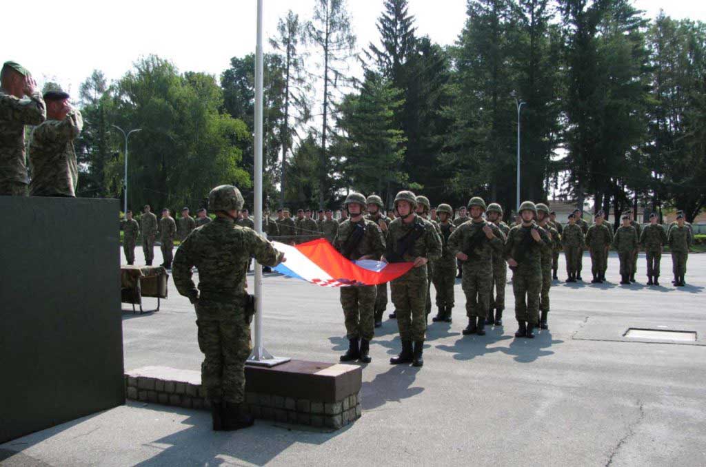 Topničk-raketna bojna
