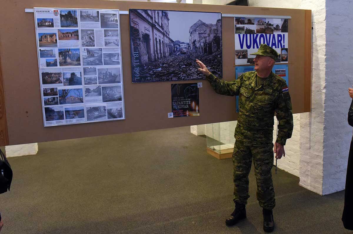 vojno-diplomatski zbor