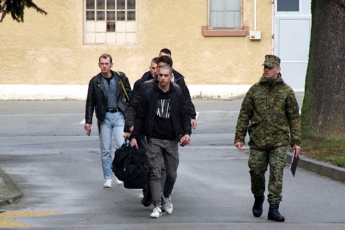 Dragovoljni ročnici