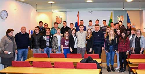 Vukovarski učenici ljetuju u Korčuli