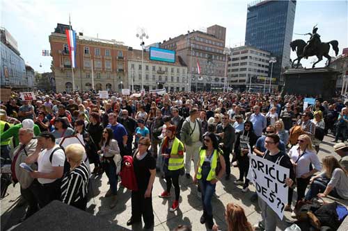 Zajednica malih ljudi